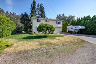 Photo 2: 4224 Lake Avenue: Peachland House for sale (Central Okanagan)  : MLS®# 10235834
