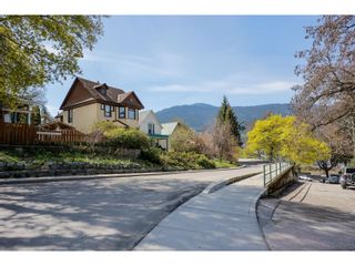 Photo 2: 920 EDGEWOOD AVENUE in Nelson: House for sale : MLS®# 2476482