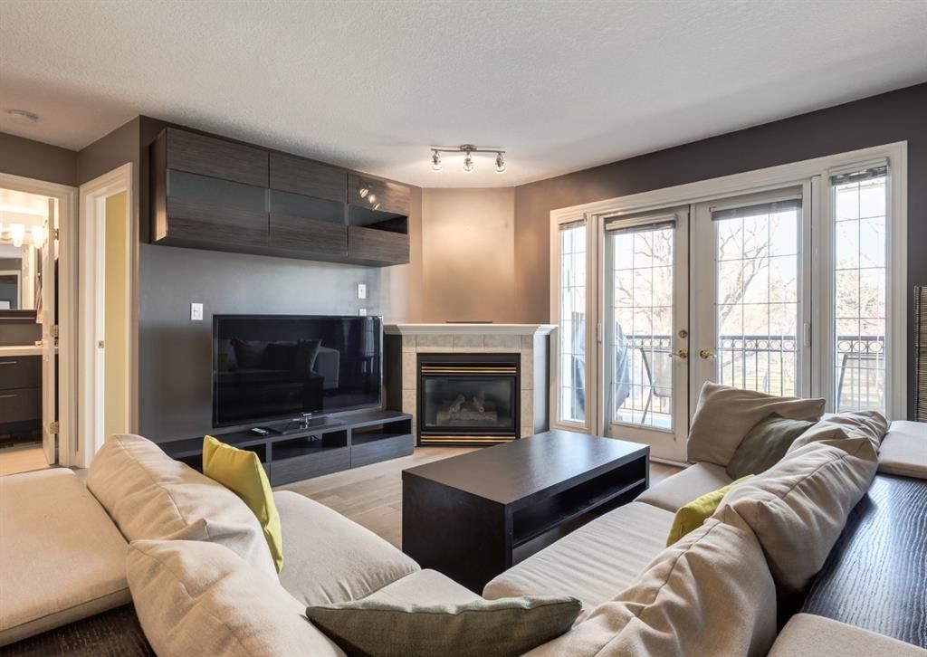 Main Photo: 304 630 10 Street NW in Calgary: Sunnyside Apartment for sale : MLS®# A1162140