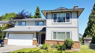 Photo 1: 16199 13 Avenue in Surrey: King George Corridor House for sale in "South Meridian" (South Surrey White Rock)  : MLS®# R2371964