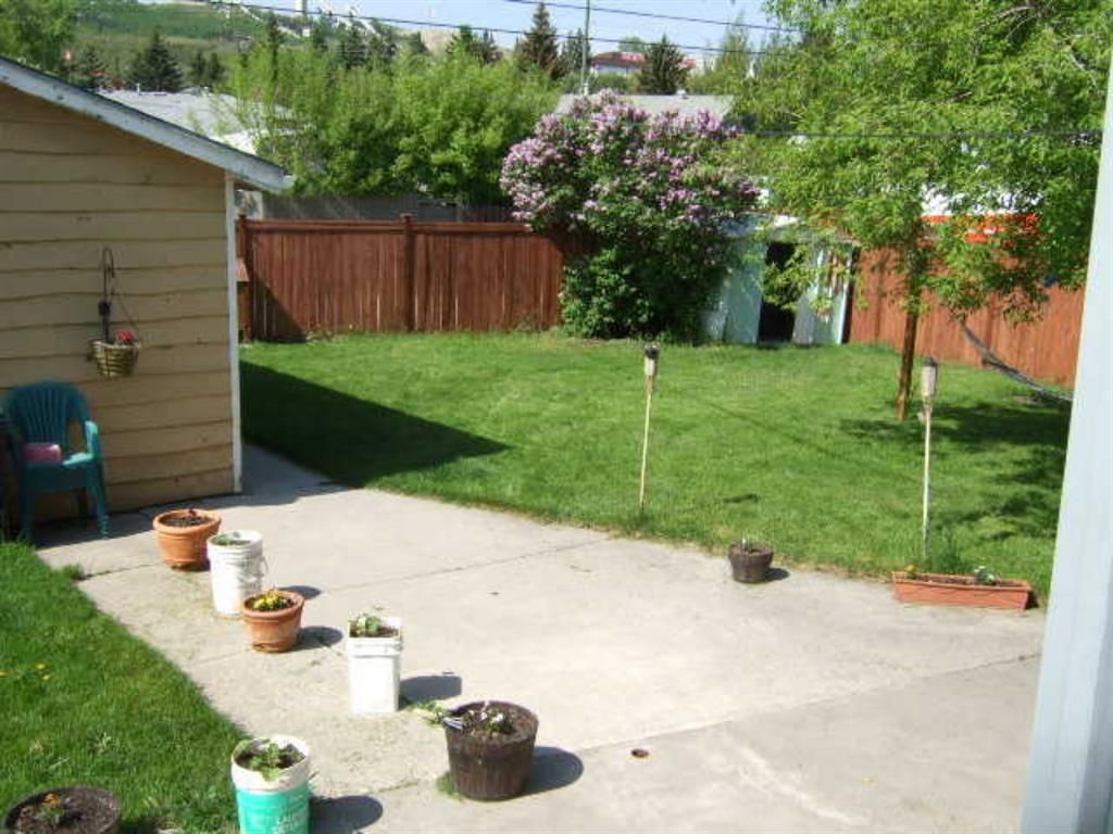 Photo 33: Photos: 7715 34 Avenue NW in Calgary: Bowness Detached for sale : MLS®# A1086301