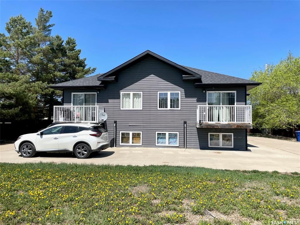 Main Photo: 342 30th Street in Battleford: Residential for sale : MLS®# SK956158