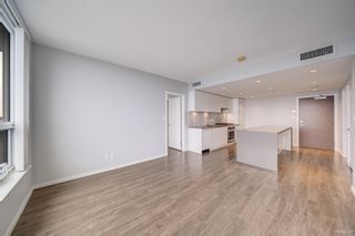 Photo 6: 3702 5883 BARKER Avenue in Burnaby: Metrotown Condo for sale in "ALDYNNE" (Burnaby South)  : MLS®# R2871844