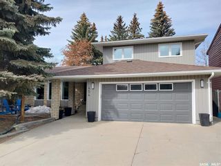 Photo 1: 454 Pinehouse Drive in Saskatoon: Lawson Heights Residential for sale : MLS®# SK925775