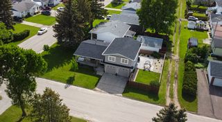 Photo 3: 28 Phoebe Street in Portage la Prairie: House for sale : MLS®# 202413402