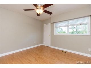 Photo 9: 1126 Loenholm Rd in VICTORIA: SW Northridge House for sale (Saanich West)  : MLS®# 712768