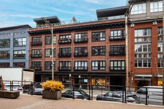 Photo 1: 204 1066 HAMILTON Street in Vancouver: Yaletown Condo for sale in "The New Yorker" (Vancouver West)  : MLS®# R2745109
