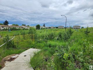 Photo 1: 12 Avenue & 16 Street: Cold Lake Vacant Lot/Land for sale : MLS®# E4327054