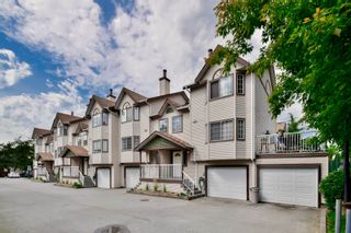 Photo 2: 20 2352 PITT RIVER Road in Port Coquitlam: Mary Hill Townhouse for sale in "SHAUGHNESSY ESTATES" : MLS®# R2064551