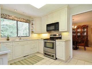 Photo 4: 3338 TENNYSON Crescent in North Vancouver: Lynn Valley House for sale : MLS®# V1114852