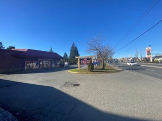 Photo 3: 1045 N Terminal Ave in Nanaimo: Na Central Nanaimo Mixed Use for sale : MLS®# 895051