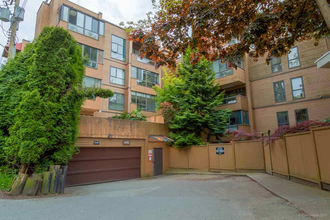Photo 3: Photos: 204 1435 NELSON Street in Vancouver: West End VW Condo for sale in "WESTPORT" (Vancouver West)  : MLS®# R2168832