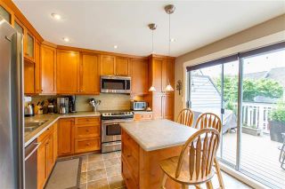 Photo 8: 8183 Forest Grove Drive in Burnaby: Forest Hills BN Townhouse for sale (Burnaby North)  : MLS®# R2478592