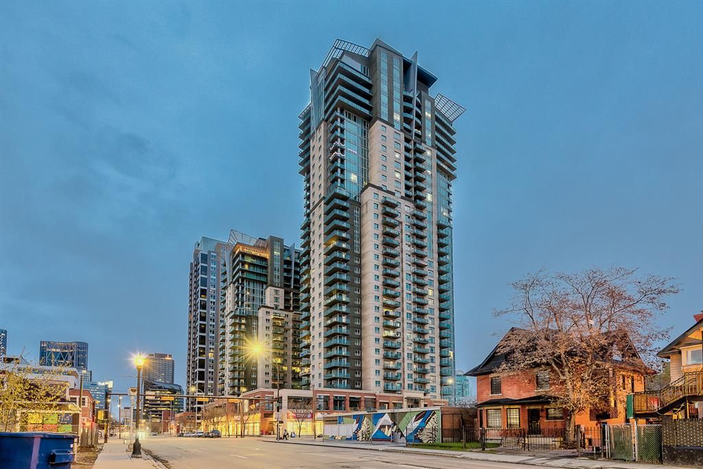 Main Photo: 1903 210 15 Avenue SE in Calgary: Beltline Apartment for sale : MLS®# A2019597