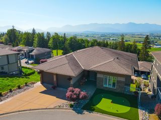 Main Photo: 125 51075 FALLS Court in Chilliwack: Eastern Hillsides House for sale in "Emerald Ridge at the Falls" : MLS®# R2882161