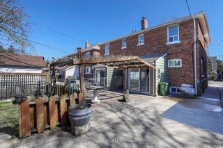 Photo 22: 30 Springdale Boulevard in Toronto: Danforth Village-East York House (2-Storey) for sale (Toronto E03)  : MLS®# E8269772