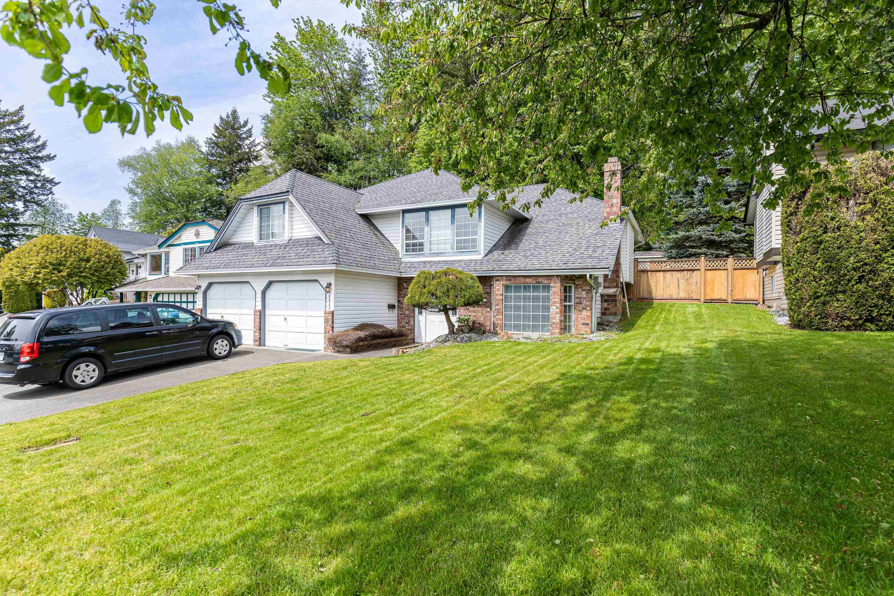 Main Photo: 34847 GLENEAGLES Place in Abbotsford: Abbotsford East House for sale in "GLEN RIDGE" : MLS®# R2694643