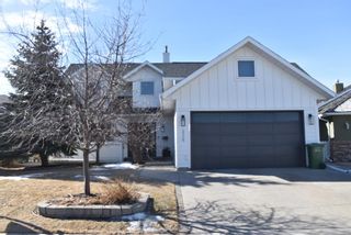 Photo 1: 225 LAKESIDE GREENS Crescent: Chestermere Detached for sale : MLS®# A1189052