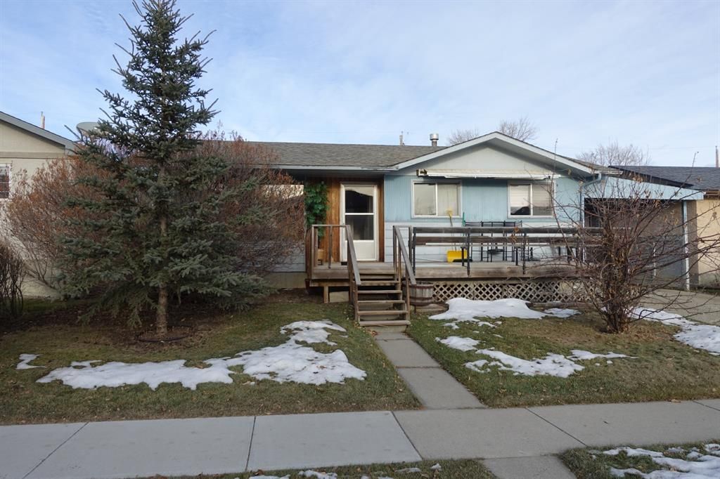 Main Photo: 1030 Hammond Avenue: Crossfield Detached for sale : MLS®# A1054741