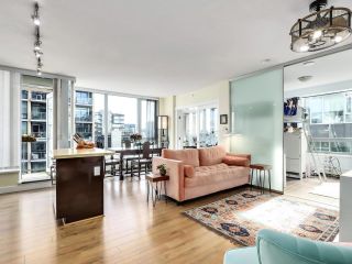 Photo 2: 906 1833 CROWE Street in Vancouver: False Creek Condo for sale in "FOUNDRY" (Vancouver West)  : MLS®# R2783259