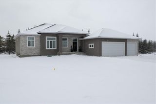 Photo 1: 529 DANKO Drive in St Clements: Gonor Residential for sale (R02)  : MLS®# 202227167