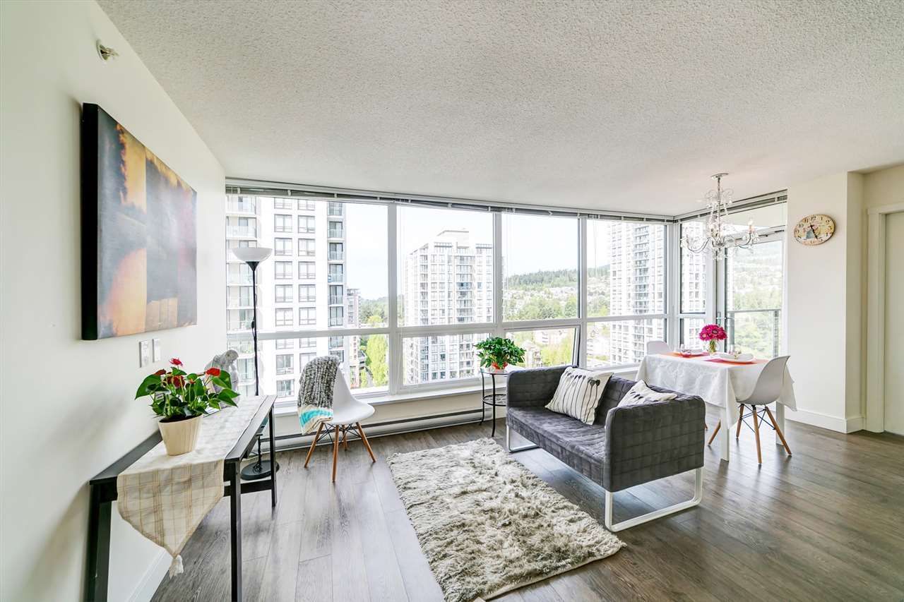 Main Photo: 1509 3007 GLEN Drive in Coquitlam: North Coquitlam Condo for sale in "Evergreen" : MLS®# R2368416