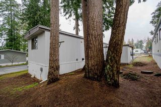 Photo 22: 72 24330 FRASER Highway in Langley: Otter District Manufactured Home for sale in "Langley Grove Estates" : MLS®# R2748626