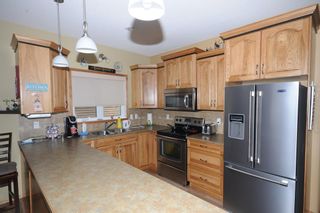 Photo 4: : Lacombe Semi Detached for sale : MLS®# A1103768