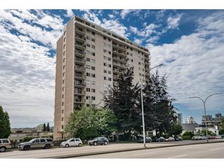 Photo 1: 504 320 ROYAL Avenue in New Westminster: Downtown NW Condo for sale in "PEPPERTREE" : MLS®# R2469263