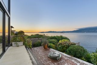 Photo 8: 2529 POINT GREY Road in Vancouver: Kitsilano House for sale (Vancouver West)  : MLS®# R2745643