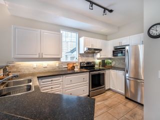 Photo 10: 77 7501 CUMBERLAND STREET in Burnaby: The Crest Townhouse for sale (Burnaby East)  : MLS®# R2790038