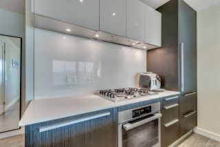 Photo 5: 806 1221 BIDWELL Street in Vancouver: West End VW Condo for sale in "Alexandra" (Vancouver West)  : MLS®# R2019706