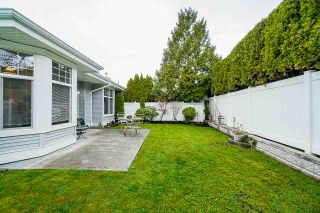 Photo 3: 64 20770 97B Avenue in Langley: Walnut Grove Townhouse for sale in "Munday Creek" : MLS®# R2447478
