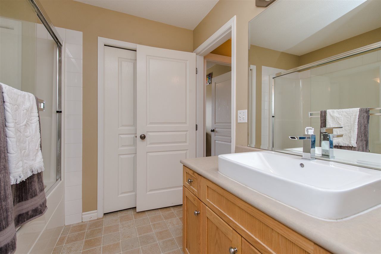 Photo 9: Photos: 103 46360 VALLEYVIEW Road in Sardis: Promontory Townhouse for sale in "CENTRE ROCK" : MLS®# R2258323