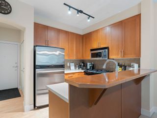 Photo 18: 1309 4655 VALLEY Drive in Vancouver: Quilchena Condo for sale in "Alexandra House" (Vancouver West)  : MLS®# R2822858