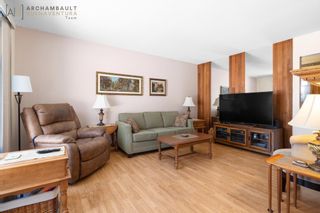 Photo 4: 110 Bridgecrest Drive in Winnipeg: Canterbury Park Residential for sale (3M)  : MLS®# 202304671