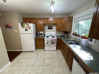 Photo 4: 831 Seymour Crescent North in Regina: McCarthy Park Residential for sale : MLS®# SK944449