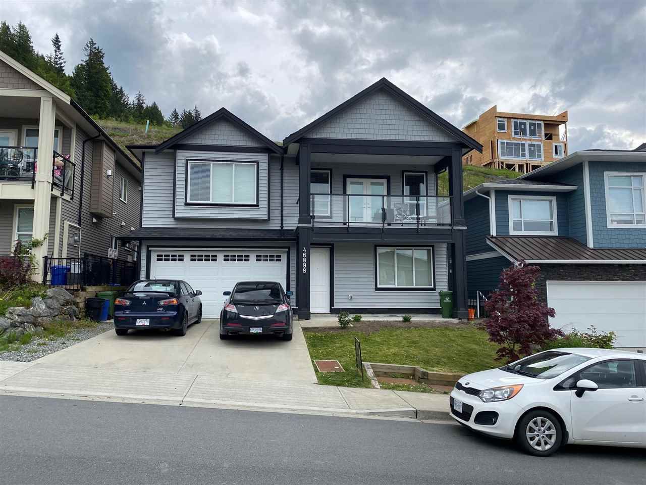Main Photo: 46898 SYLVAN Drive in Chilliwack: Promontory House for sale in "PROMONTORY" (Sardis)  : MLS®# R2578465