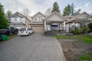 Photo 1: 7113 147 Street in Surrey: East Newton House for sale : MLS®# R2864215