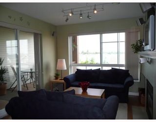 Photo 3: 302 5600 ANDREWS Road in Richmond: Steveston South Condo for sale in "THE LAGOONS" : MLS®# V727206