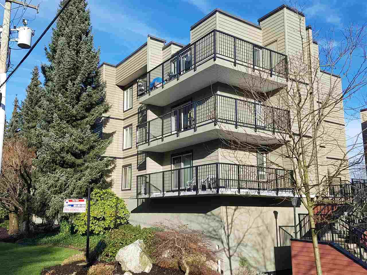 Main Photo: 303 10468 148TH Street in Surrey: Guildford Condo for sale in "Guildford Green" (North Surrey)  : MLS®# R2236561