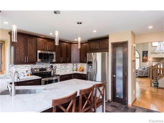 Photo 5: 39 Oakhurst Crescent in Winnipeg: Residential for sale : MLS®# 1614369