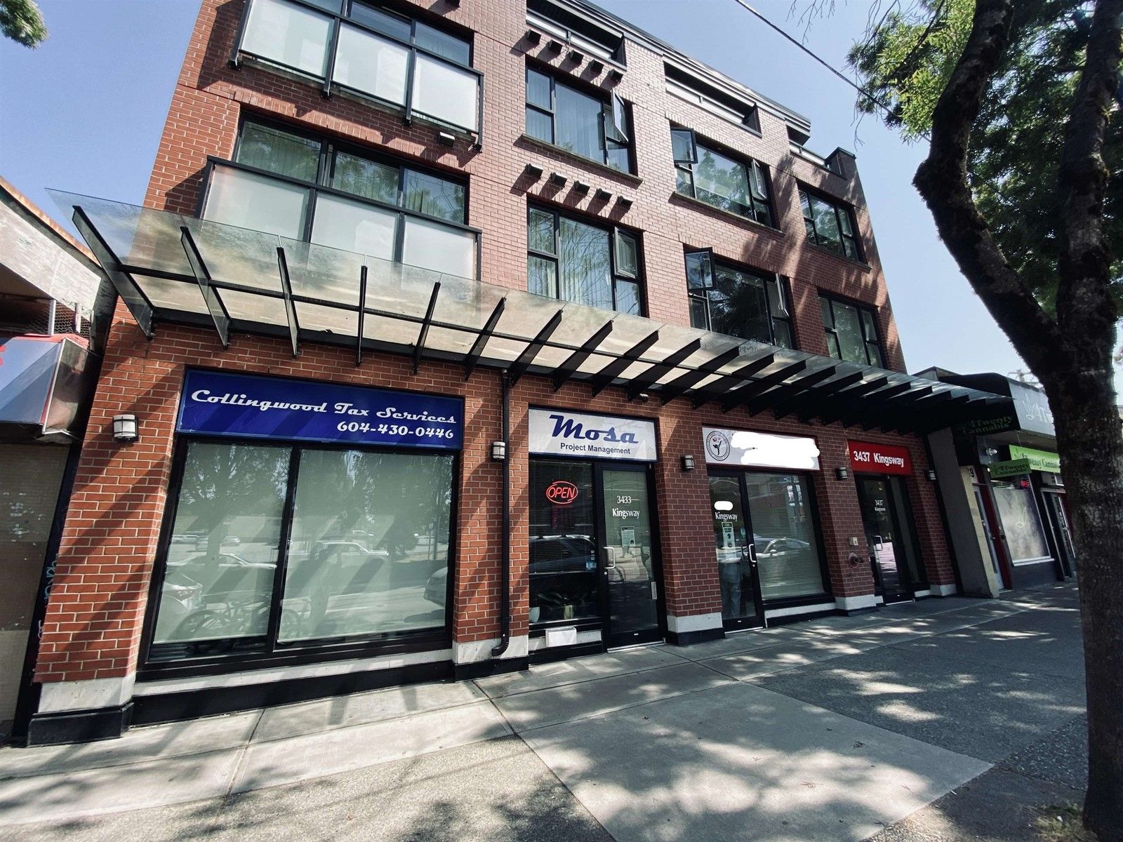 Main Photo: 3435 KINGSWAY in Vancouver: Retail for sale : MLS®# C8048029