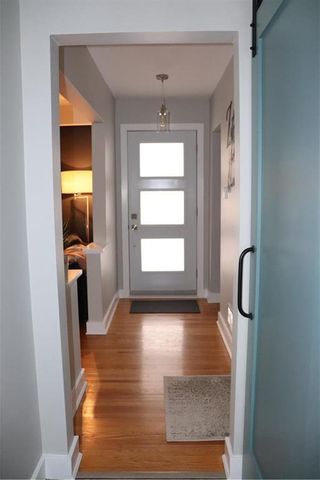 Photo 3: : Residential for sale : MLS®# 202108661