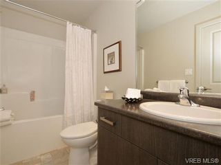 Photo 15: 746 Violet Ave in VICTORIA: SW Marigold Half Duplex for sale (Saanich West)  : MLS®# 692661
