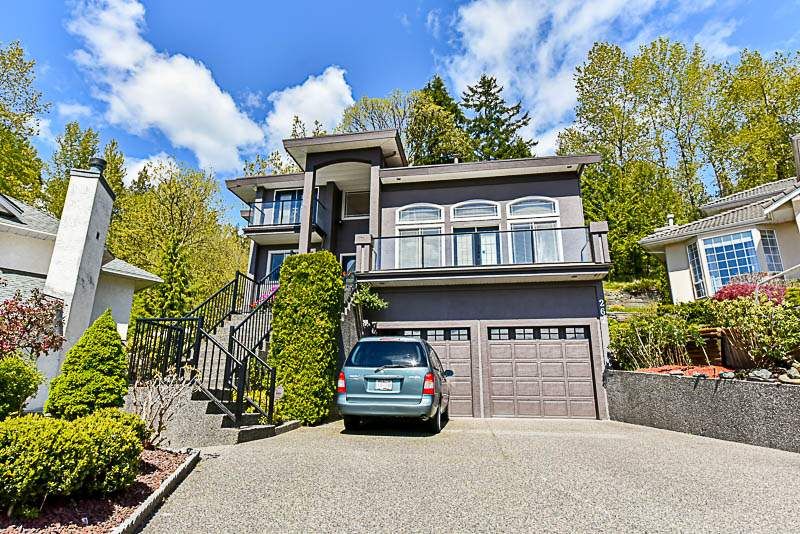 Main Photo: 262 PARE Court in Coquitlam: Central Coquitlam House for sale : MLS®# R2160902