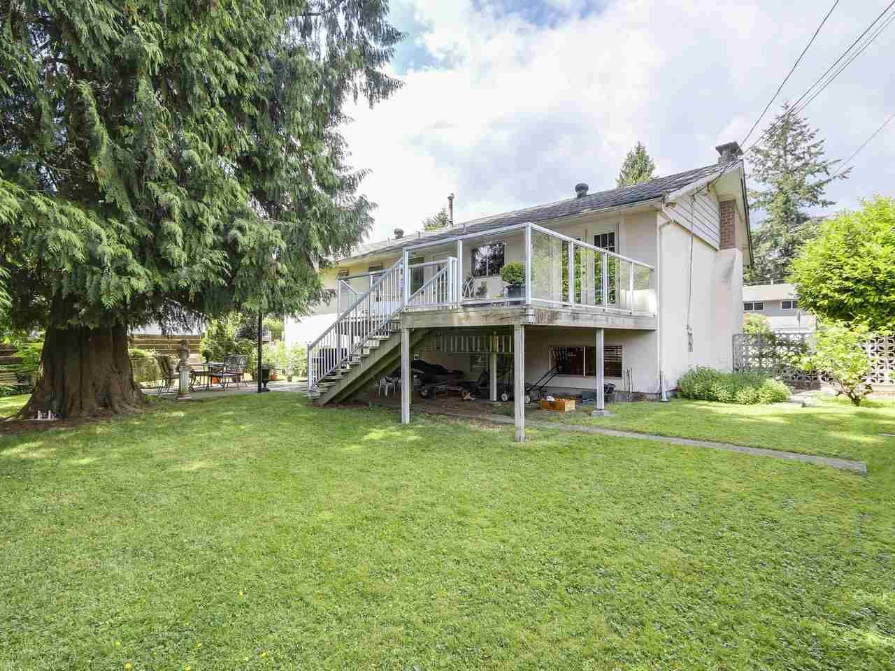 Photo 20: Photos: 2498 LATIMER Avenue in Coquitlam: Central Coquitlam House for sale : MLS®# R2177427
