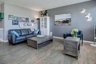 Photo 11: 192 Cougartown Close SW in Calgary: Cougar Ridge Detached for sale : MLS®# A1106763