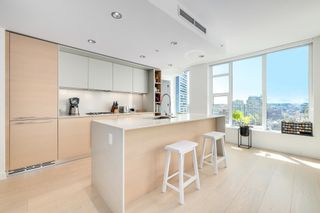 Photo 13: 1601 1289 HORNBY Street in Vancouver: Downtown VW Condo for sale in "One Burrad Place" (Vancouver West)  : MLS®# R2879736