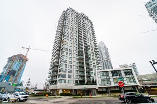 Photo 1: 3004 570 EMERSON Street in Coquitlam: Coquitlam West Condo for sale in "UPTOWN 2" : MLS®# R2712328